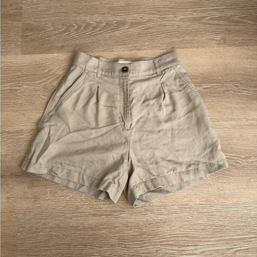 H&M Tan Shorts